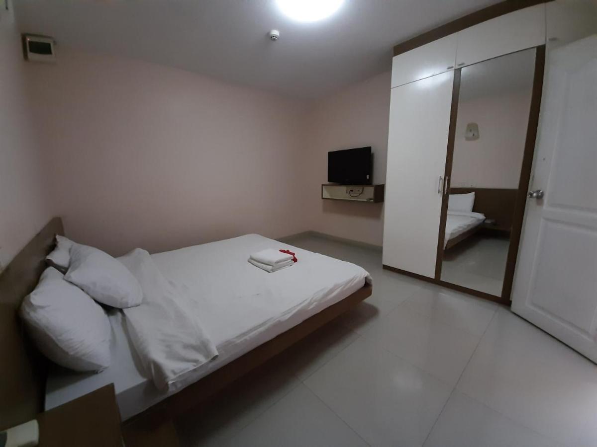 Ruamsab2 รวมทรัพย์2 Leilighet Bangkok Eksteriør bilde