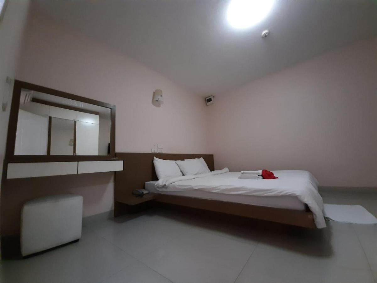 Ruamsab2 รวมทรัพย์2 Leilighet Bangkok Eksteriør bilde